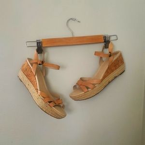 Franco Sarto 8.5 Wedge Sandal